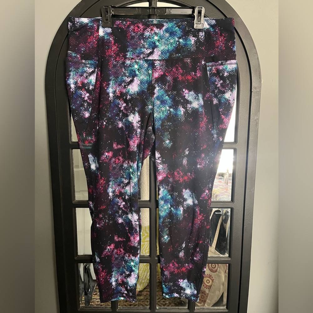 EUC LIVI SOFT HIGH-RISE 7/8 LEGGINGS
